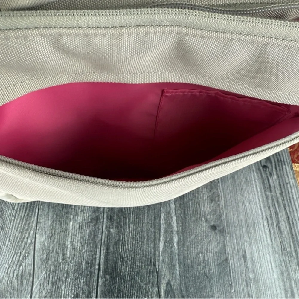 Belkin‎ Laptop Shoulder Bag Messenger Bag Gray Pink Accents Cute Design15